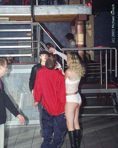 a_20040605_00009.jpg 34.7K