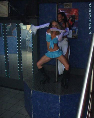 a_20040605_00024.jpg 24.1K